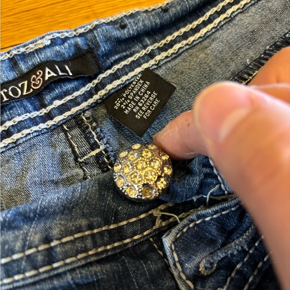 Roz and Ali Sequins Petite Women Jeans - Picture 9 of 11